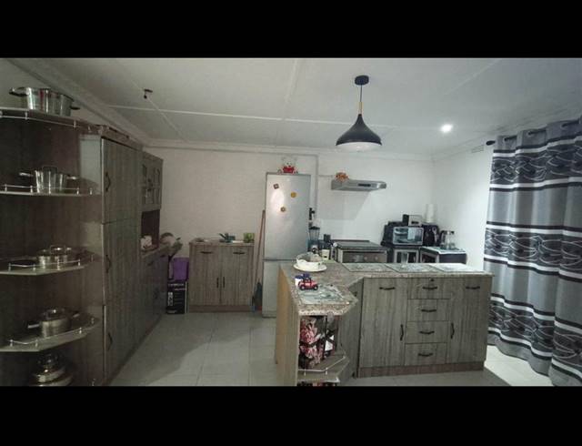 3 BEDROOM FREESTANDING FOR SALE IN CHASEDENE
